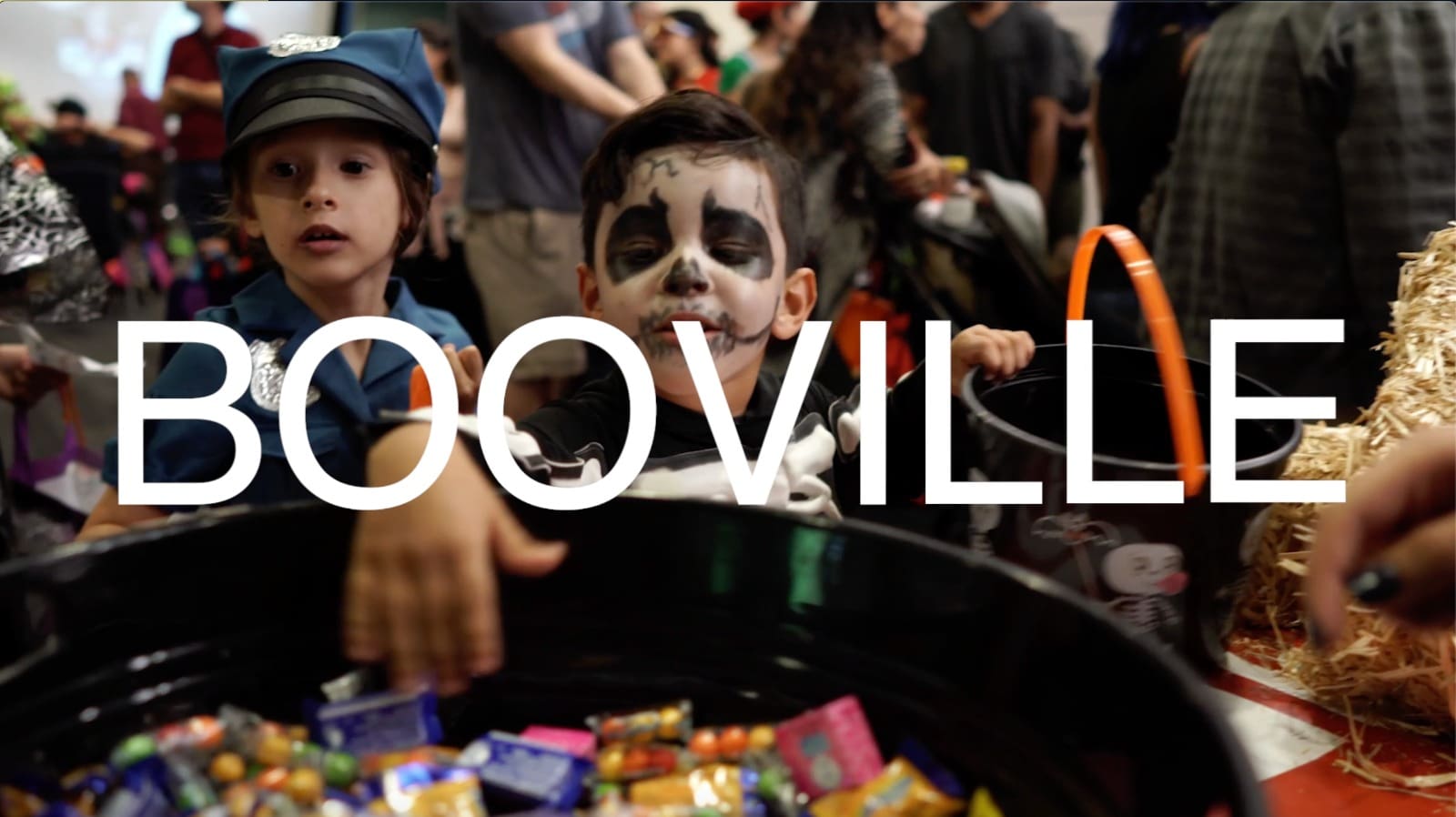 Petland Miami Attends Annual Boo-ville