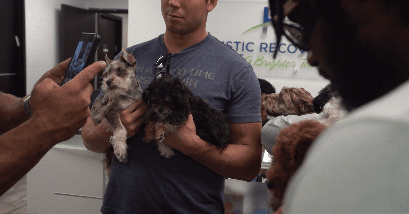 Petland Puppies Make New Friends at Center