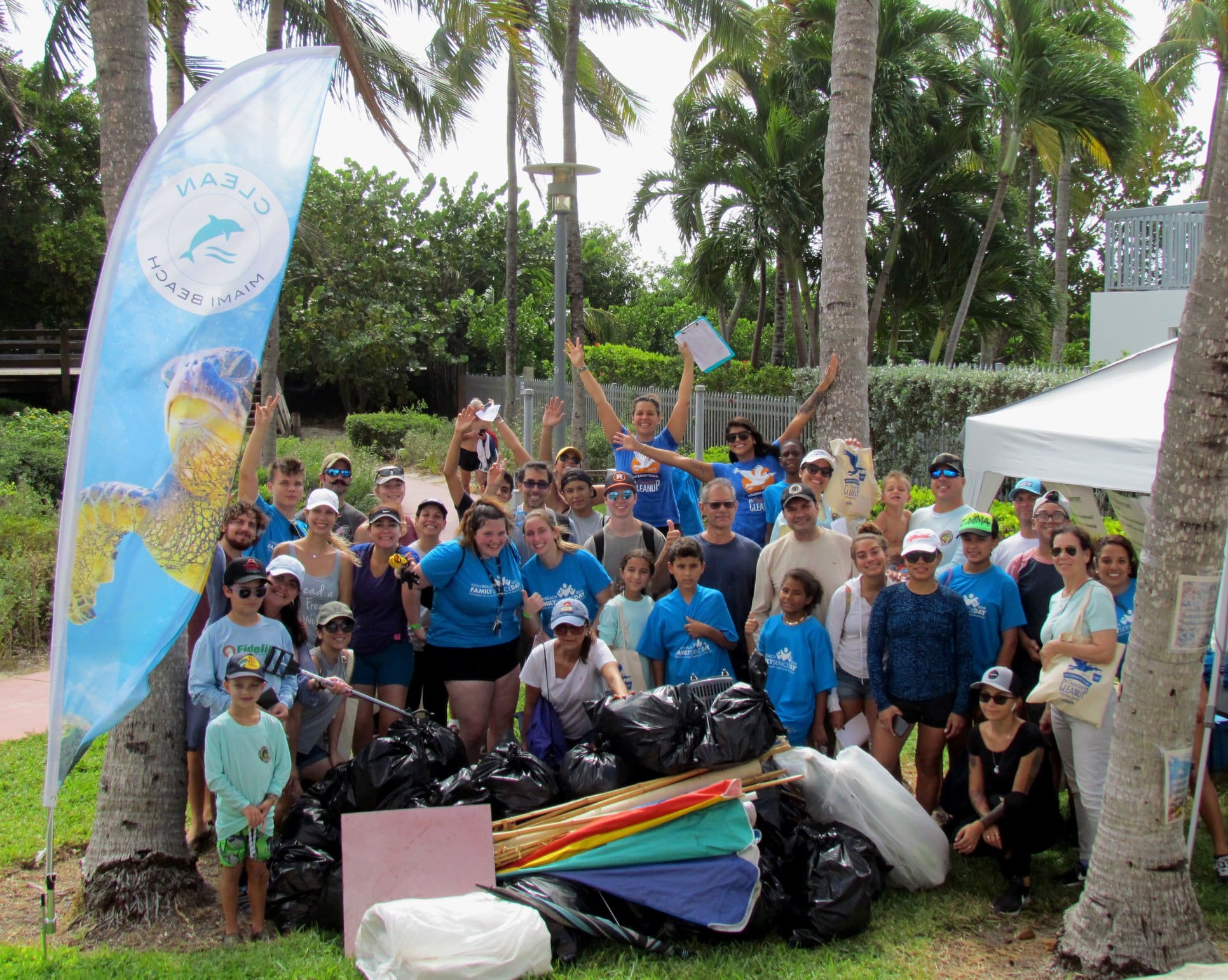 Petland Joins in Miami Beach Clean Up