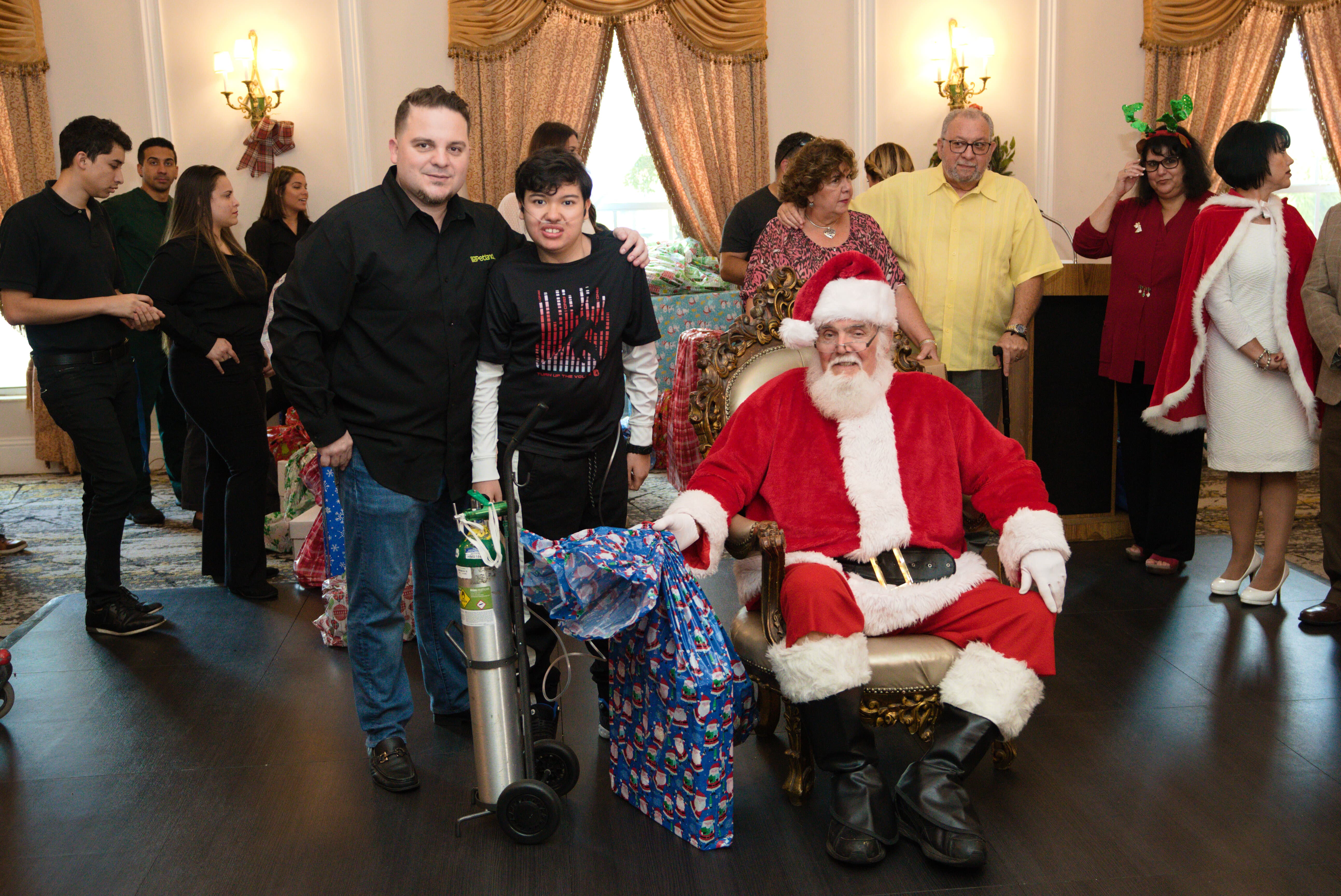 Petland Donates Toys with Miami Power Team
