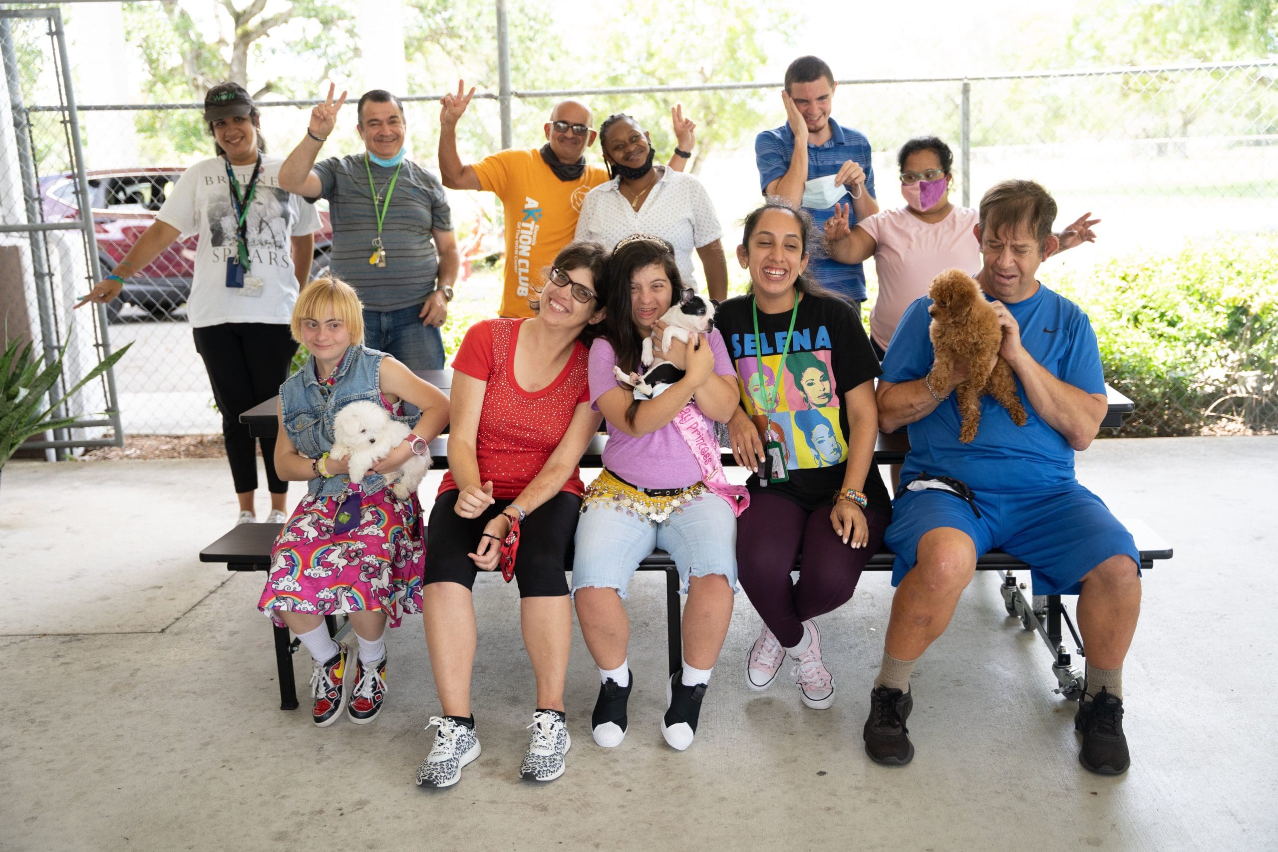 Petland Miami Visits WOW Center for Puppy Therapy